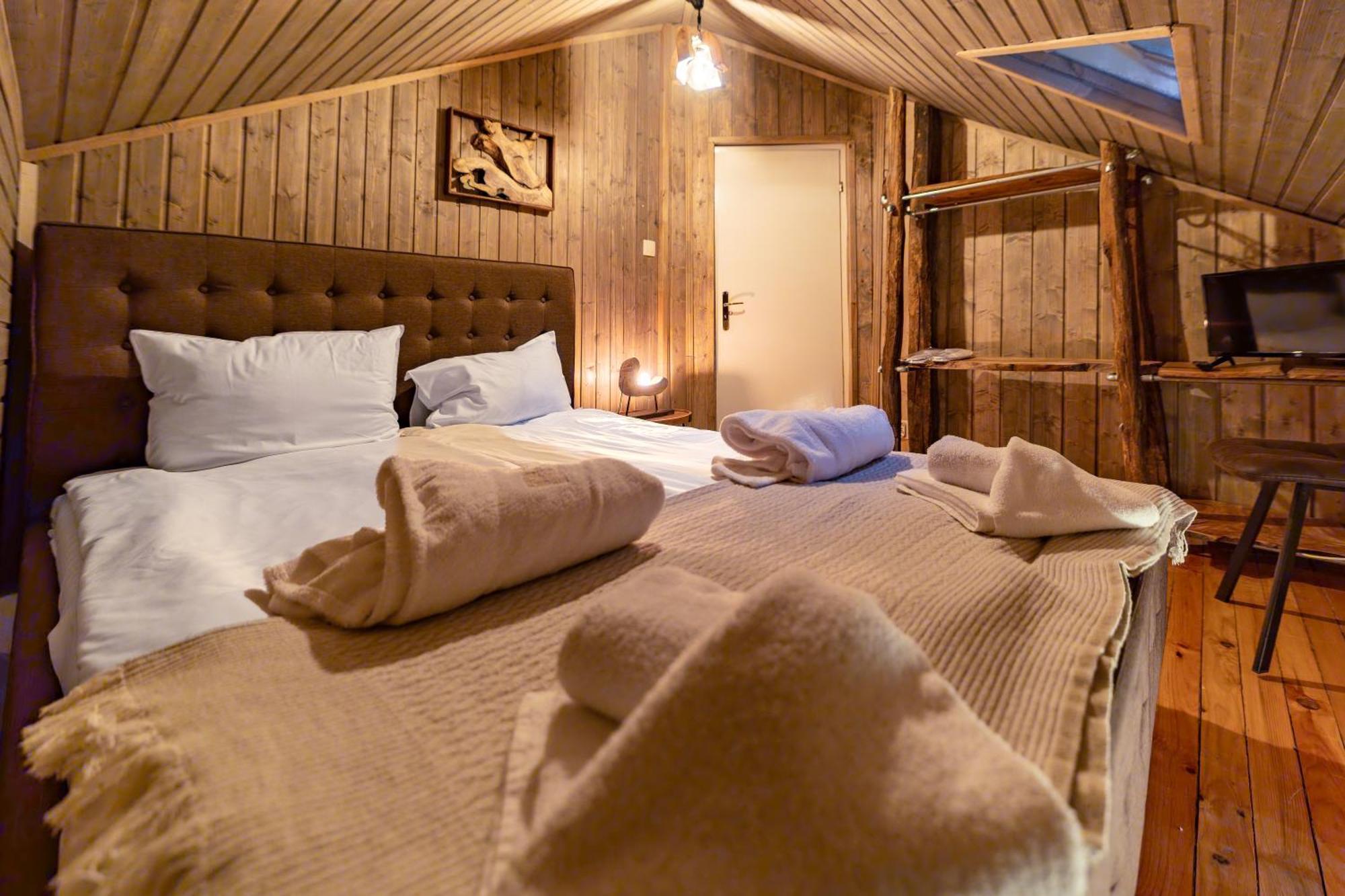 Villa Adis With Hot Pool & Jacuzzi By Bookvillabg Borovets Exteriör bild